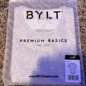 BYLT Premium Basics Gray T-Shirt with STRETCH. Mens size Large.